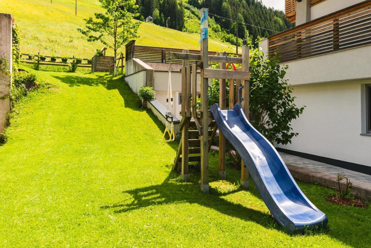 Haus Sabrina - Ferienwohnungen Saalbach-Hinterglemm Exteriér fotografie